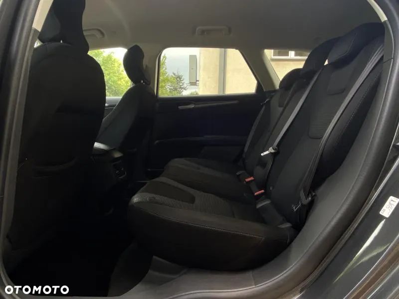 Ford Mondeo 2.0 Hybrid Titanium - 13