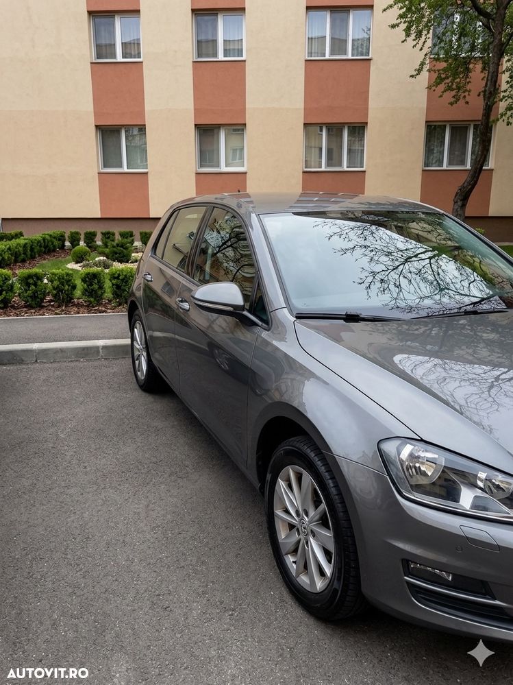 Volkswagen Golf 1.4 TSI Trendline DSG - 3