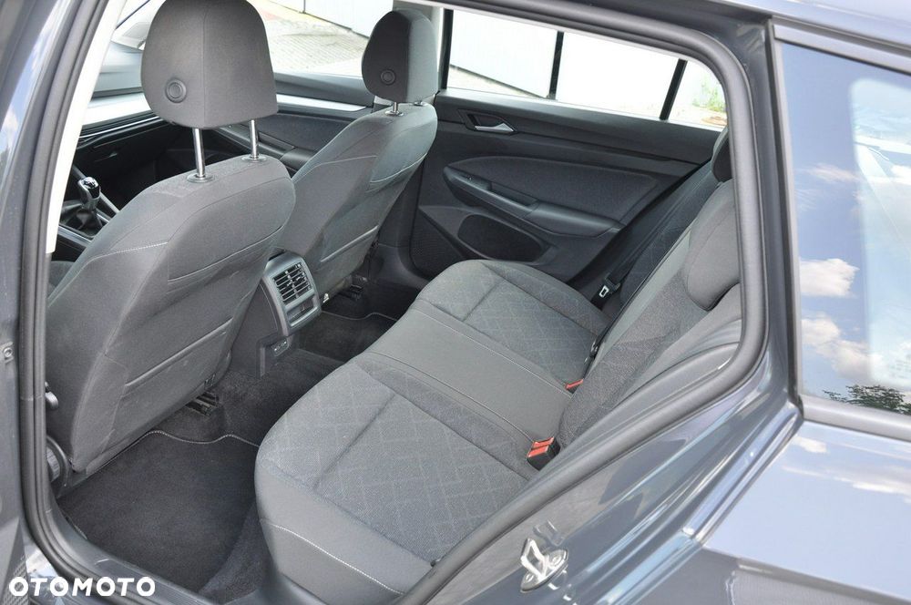 Volkswagen Golf - 23