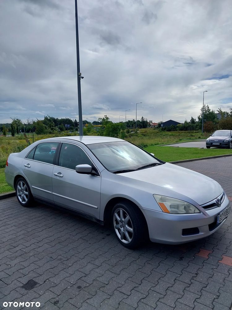 Honda Accord - 4