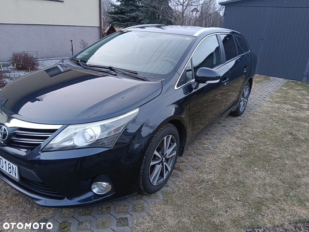 Toyota Avensis - 1