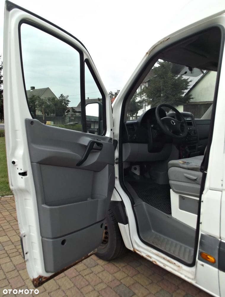 Volkswagen CRAFTER - 9