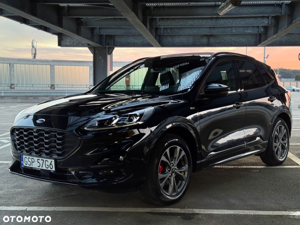 Ford Kuga 2.5 FHEV AWD ST-Line X - 2