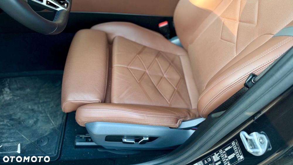 BMW Seria 5 540d xDrive mHEV M Sport - 19