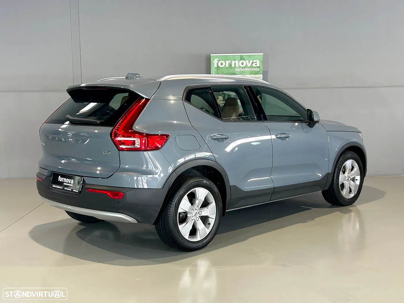 Volvo XC 40 2.0 D3 Momentum Plus Geartronic - 6
