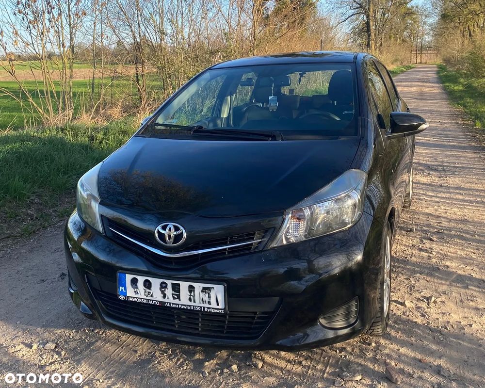 Toyota Yaris - 1