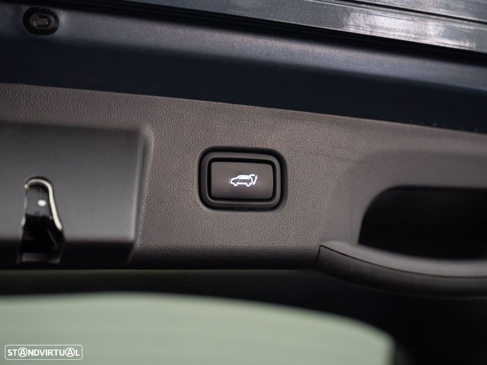 Hyundai Tucson 1.6 T-GDI HEV Vanguard - 13