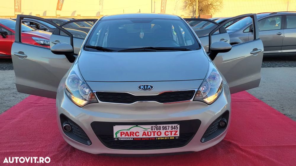 Kia Rio - 13