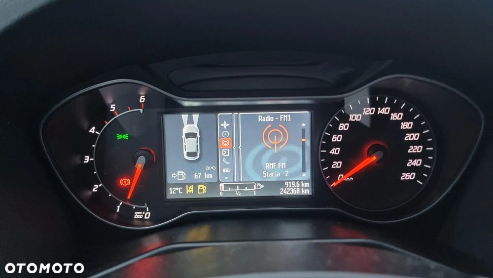 Ford Mondeo 2.0 TDCi Titanium - 23