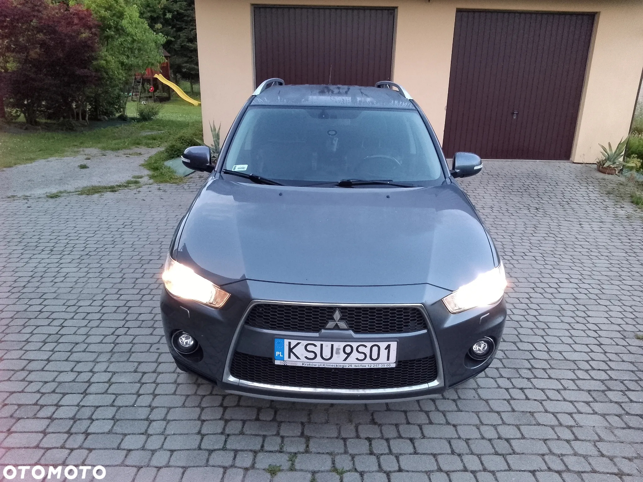 Mitsubishi Outlander 2.0 DID Intense + - 8