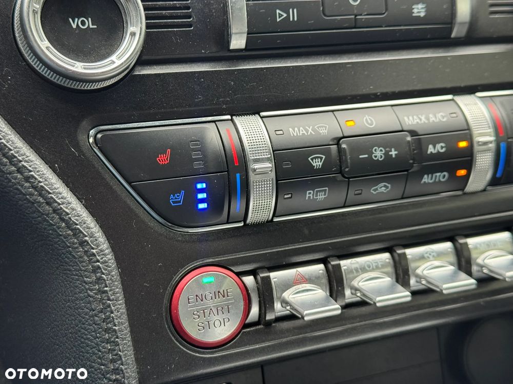 Ford Mustang 5.0 Ti-VCT V8 GT - 31