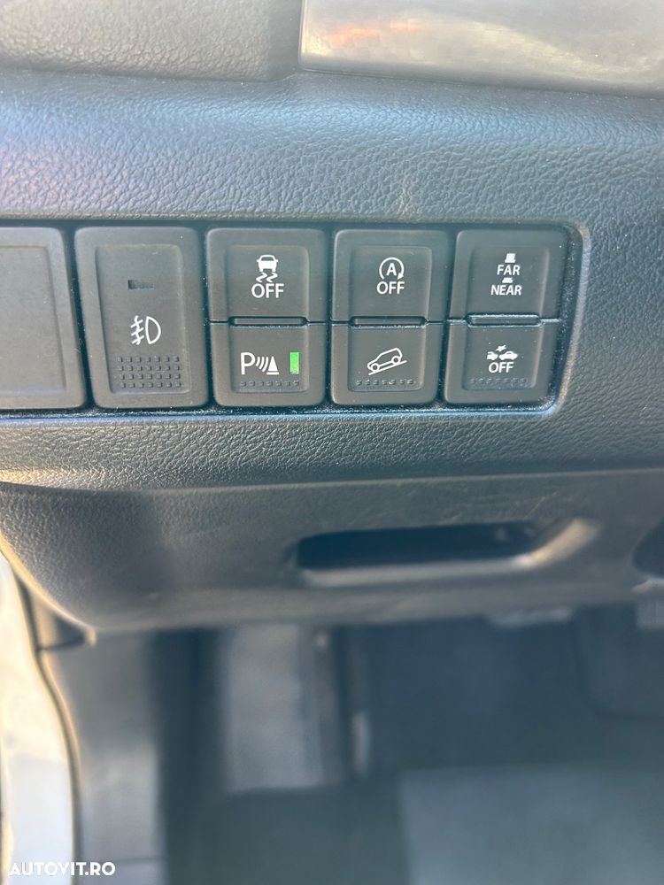 Suzuki Vitara 1.6 DDIS 4X4 Luxus Aut. - 21