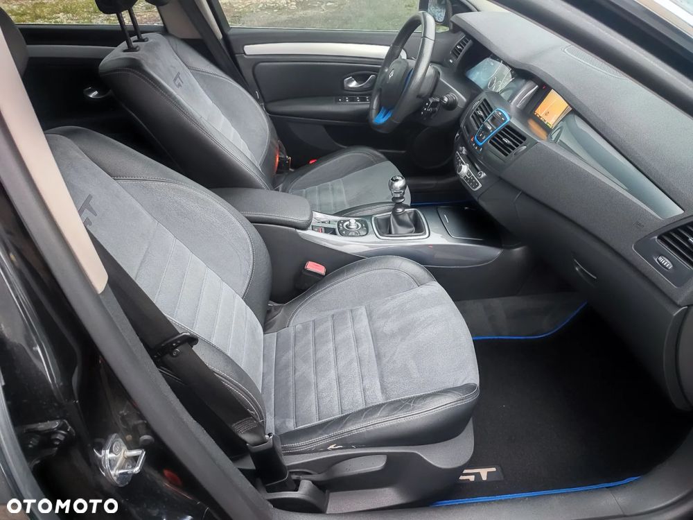 Renault Laguna 2.0 dCi FAP GT - 18