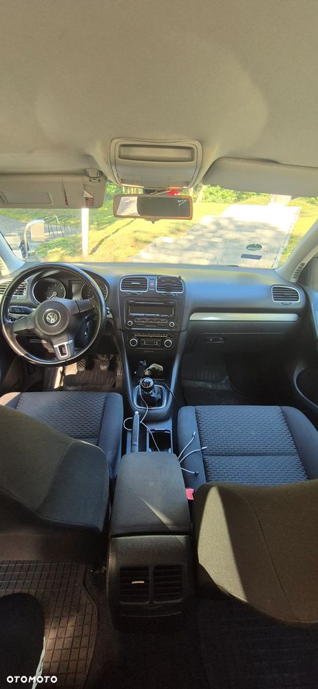 Volkswagen Golf - 10