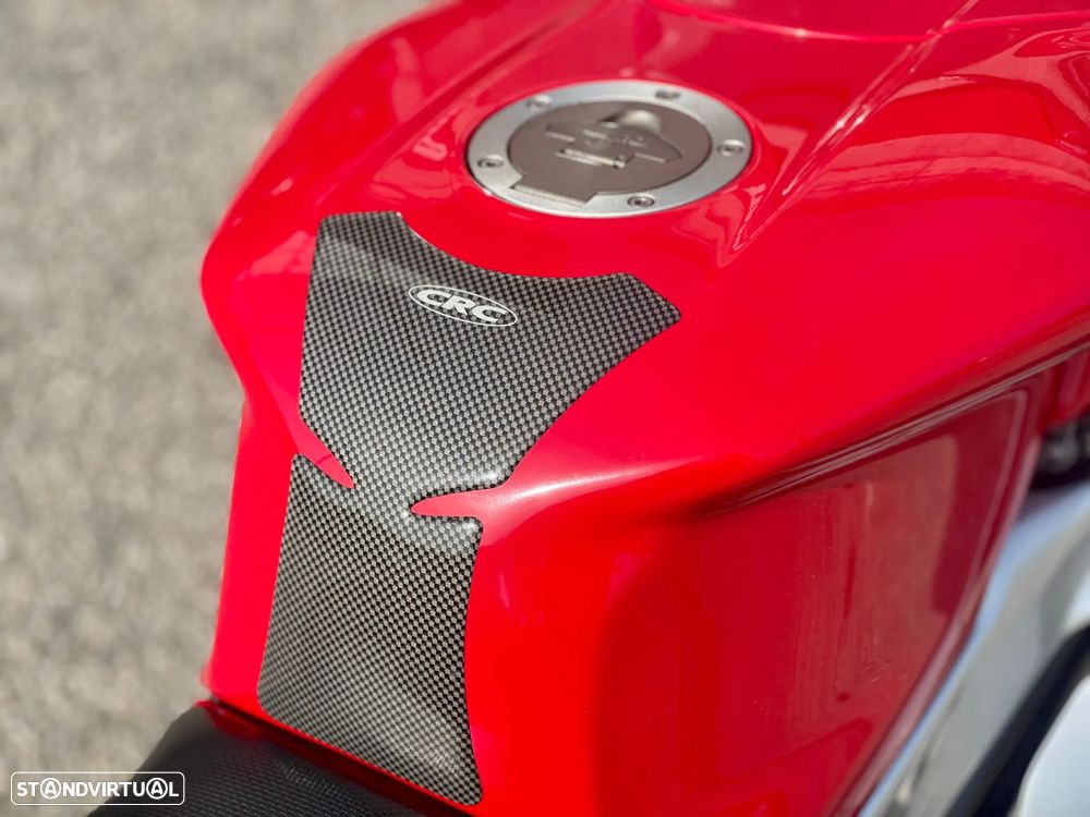 MV Agusta F4 750 - 7