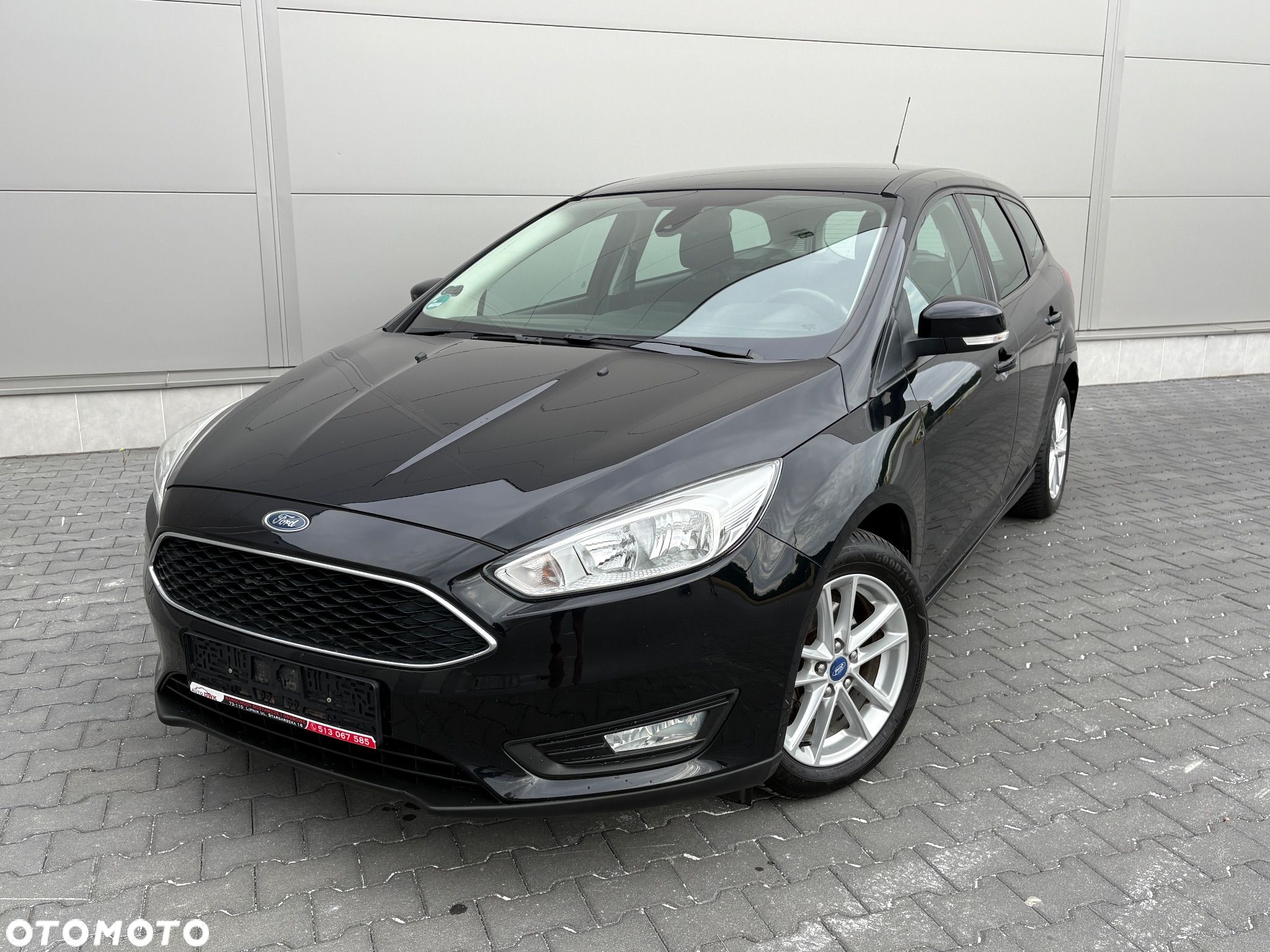 Ford Focus 1.6 FF Ambiente - 1