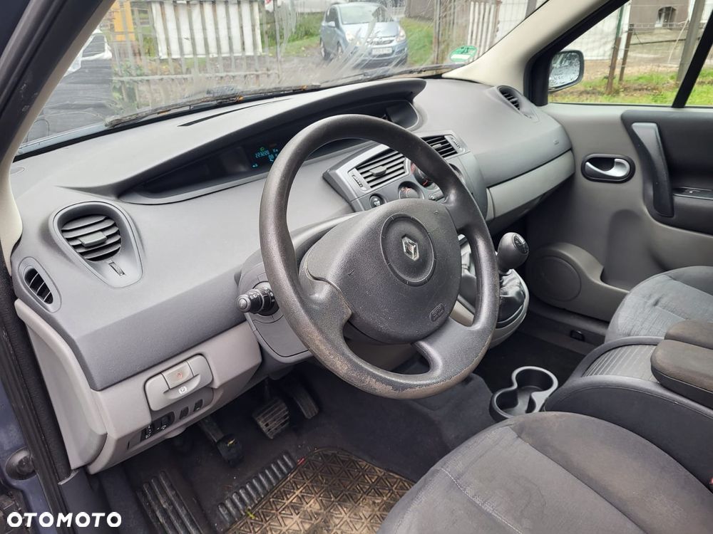 Renault Scenic 1.6 16V Alize - 5