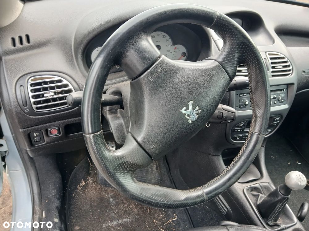PEUGEOT 206 CC EYLC fotel fotele kanapa deska kokpit podsufitka boczek boczki klamka podłokietnik - 4