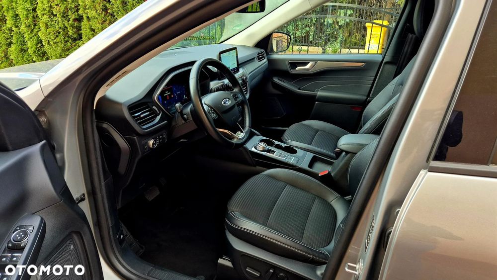 Ford Kuga 2.0 EcoBlue 4x4 TITANIUM X - 19