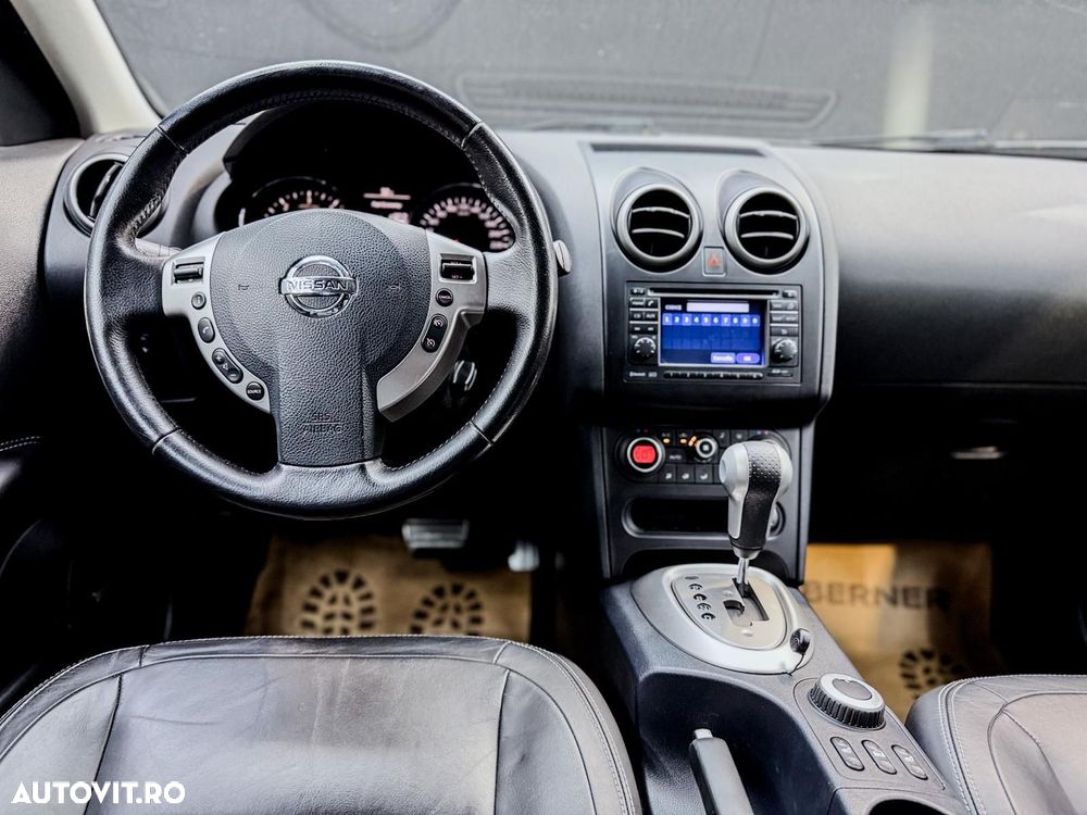 Nissan Qashqai+2 - 12