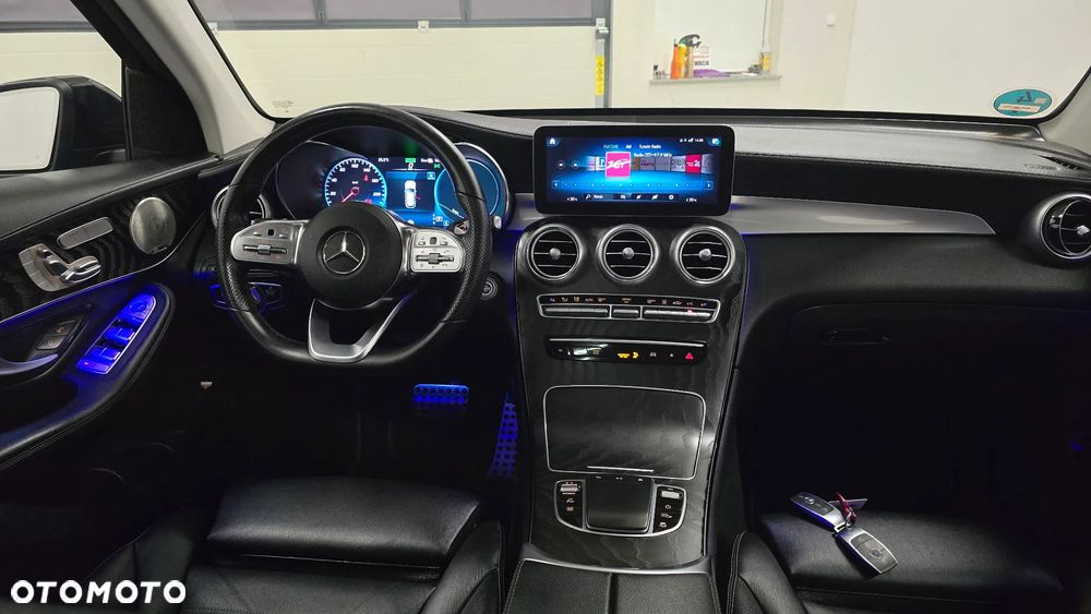 Mercedes-Benz GLC 300 de 4Matic 9G-TRONIC AMG Line Plus - 17