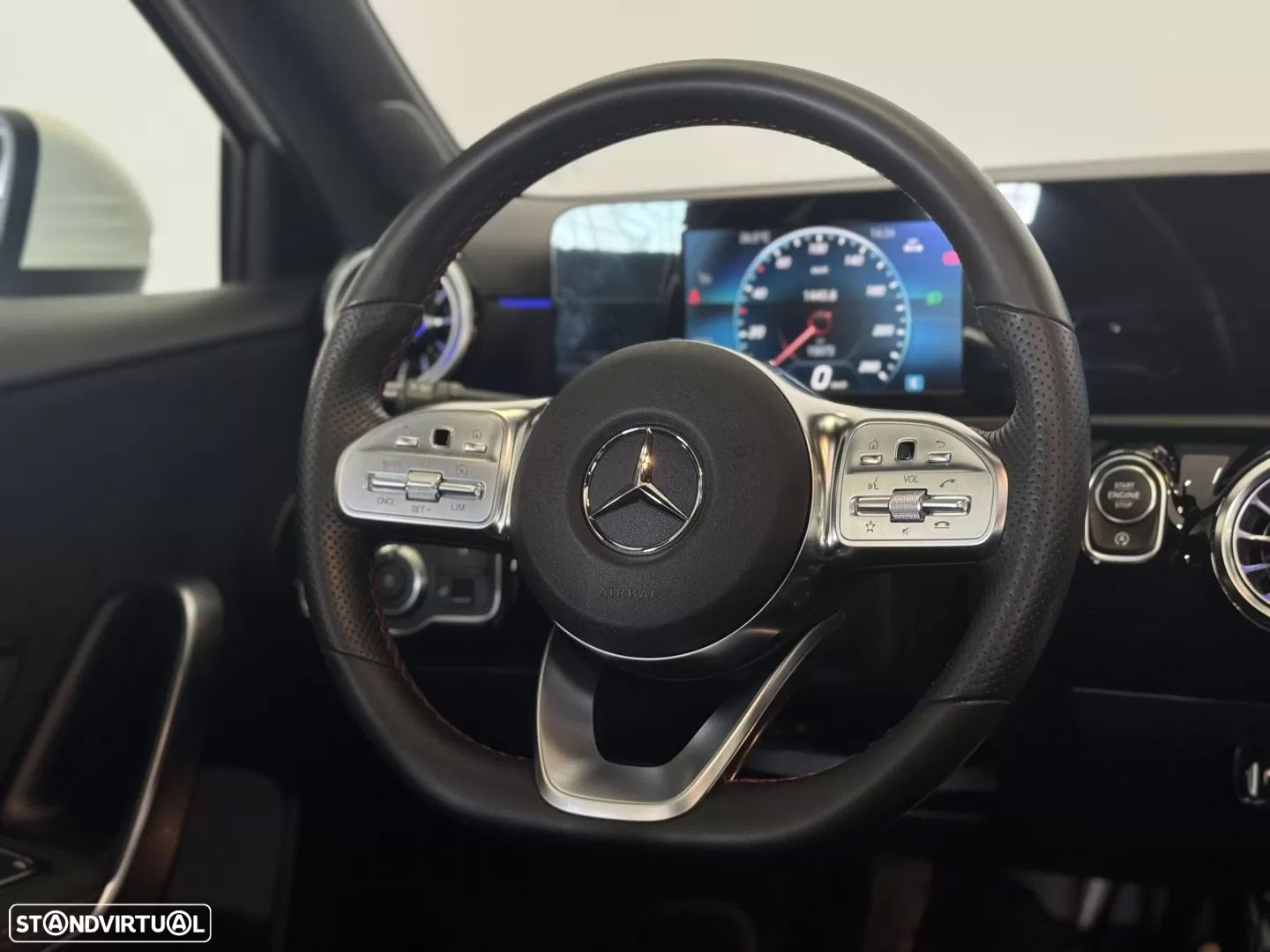 Mercedes-Benz A 160 AMG Line - 25
