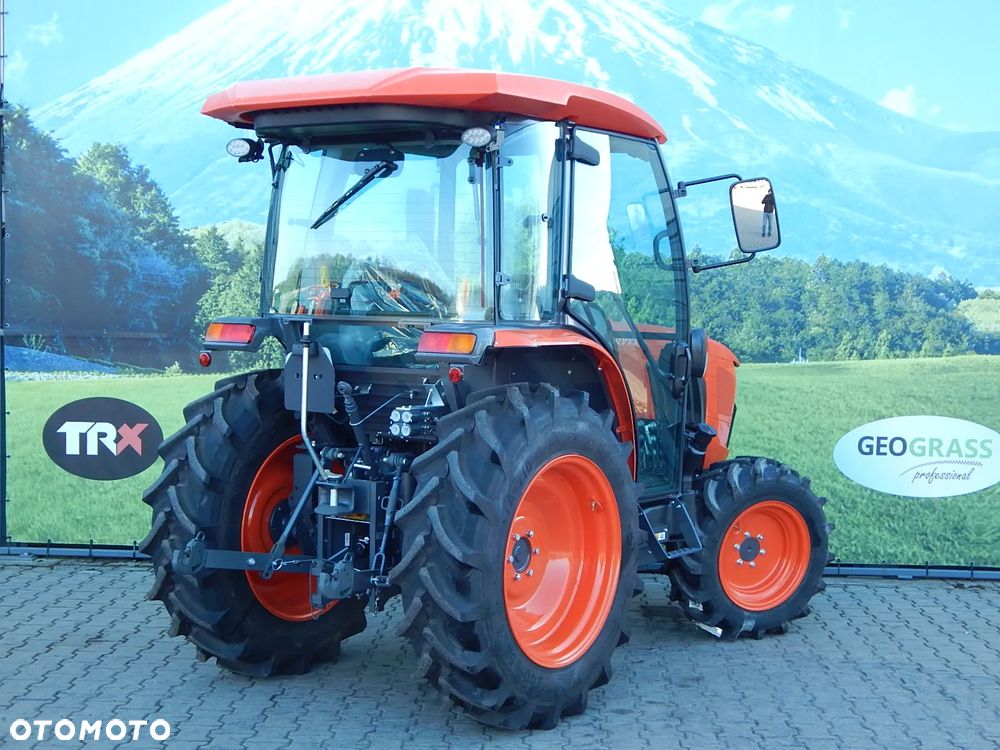 Kubota L2-452 - 4