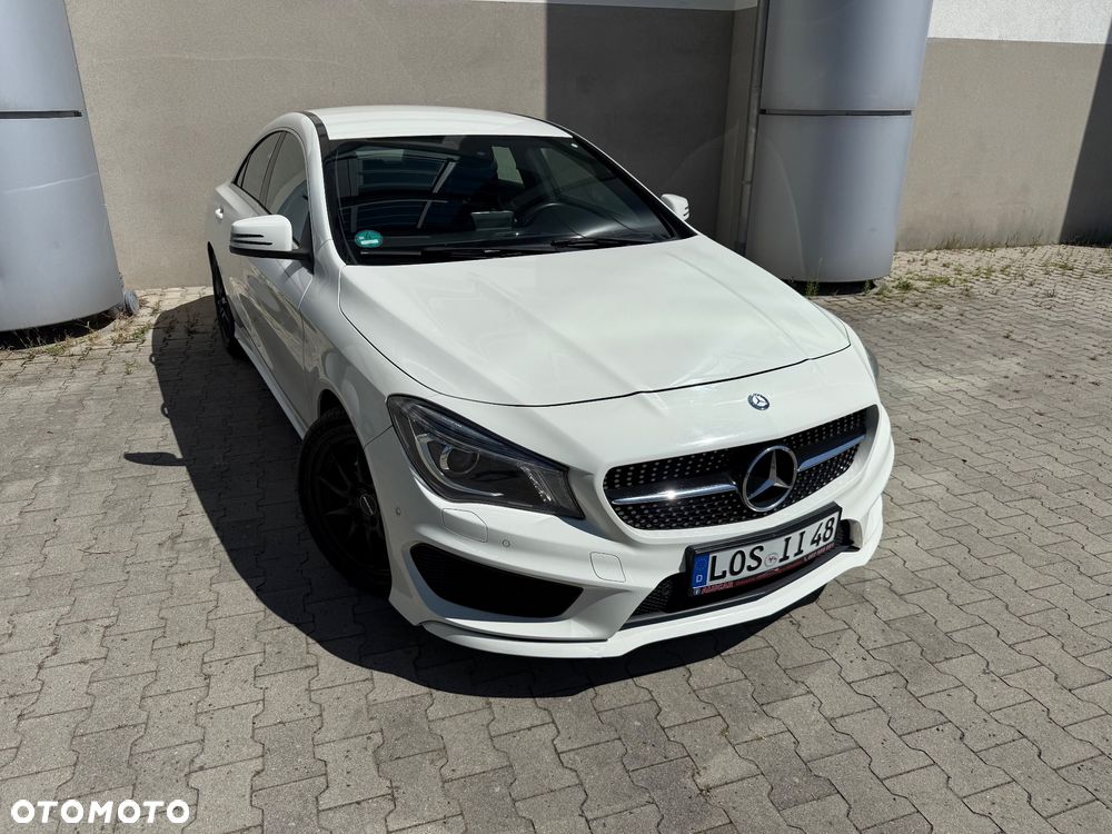 Mercedes-Benz CLA 180 7G-DCT AMG Line - 14