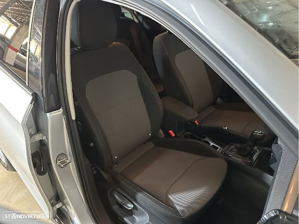 Skoda Fabia 1.0 TSI Selection DSG - 14