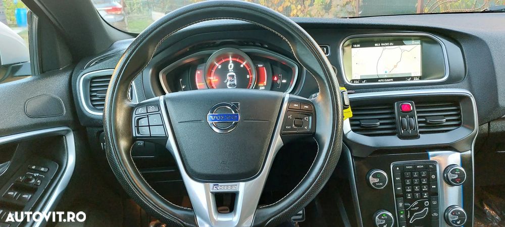 Volvo V40 D2 RDesign - 24