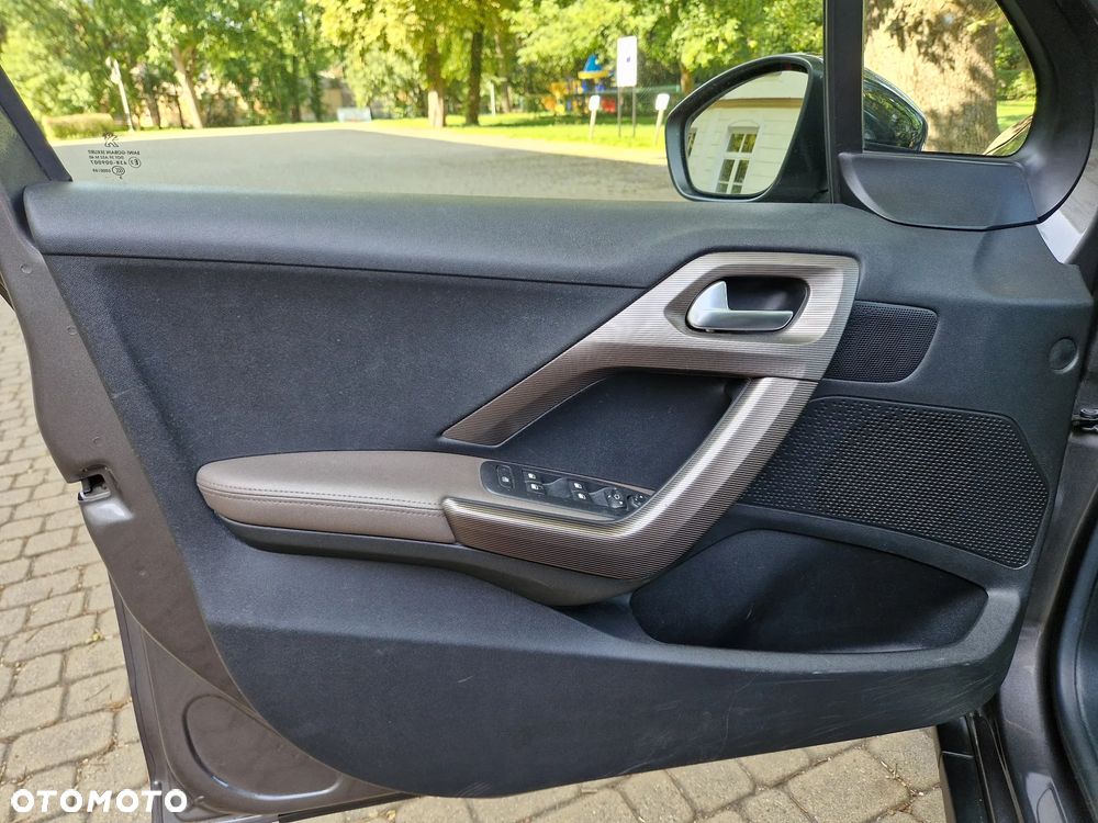 Peugeot 2008 e-HDi FAP 115 STOP & START Allure - 22