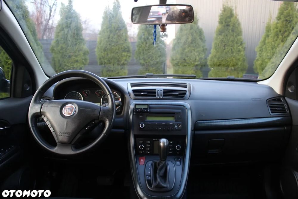 Fiat Croma 2.4 Multijet 20V DPF Automatik Emotion - 25