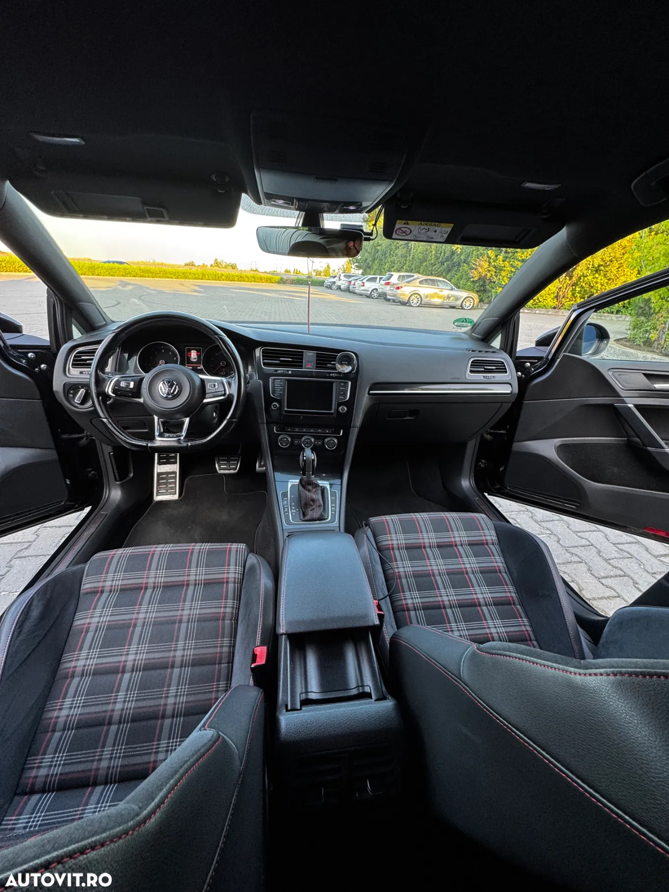 Volkswagen Golf 2.0 TSI BMT DSG GTI - 7