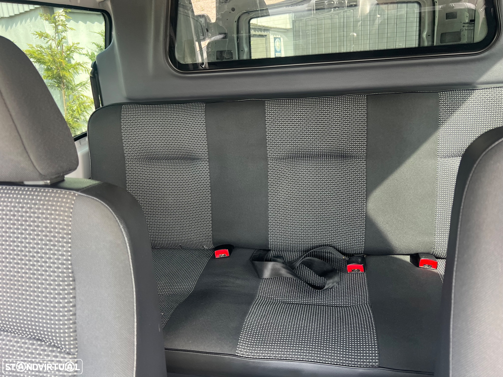 Mercedes-Benz Vito - 10