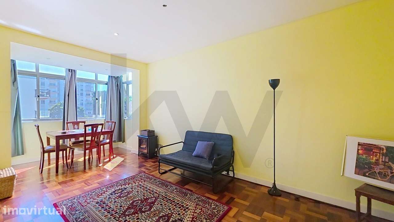 Excelente Apartamento T2+1 no Centro de Carnaxide | Prédio com 2 Eleva - Grande imagem: 3/21