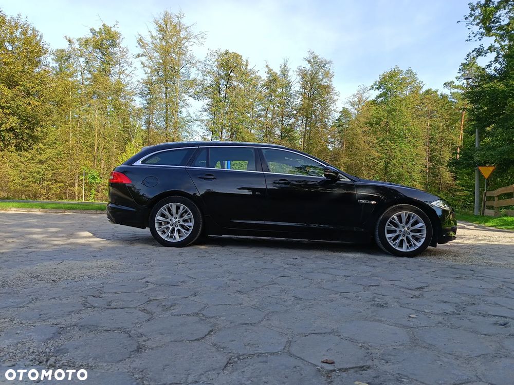 Jaguar XF 3.0 V6 D S - 5