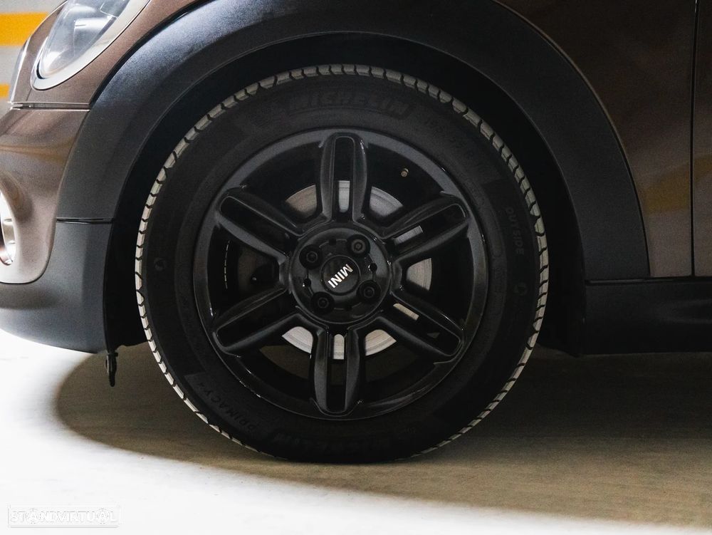 MINI 3 Portas Cooper D - 11