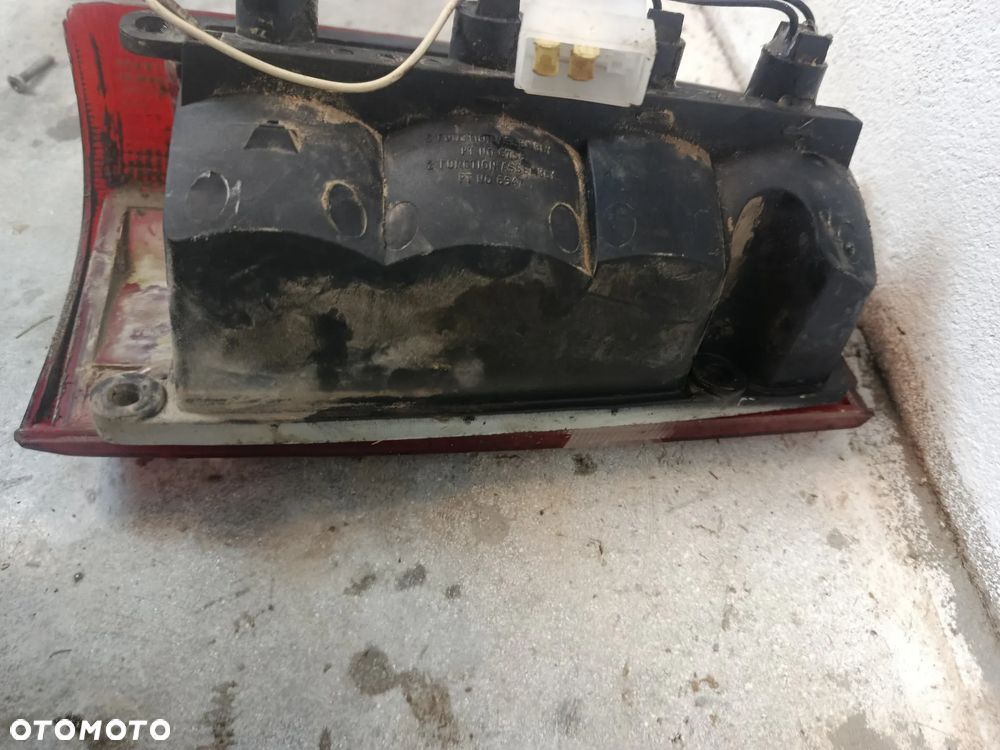 Lampa tył opel frontera A - 3