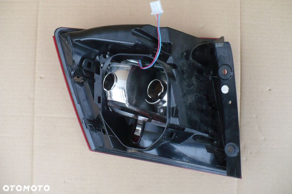 SKODA FABIA III 6V9 KOMBI LED - LAMPA TYŁ PRAWA - 4