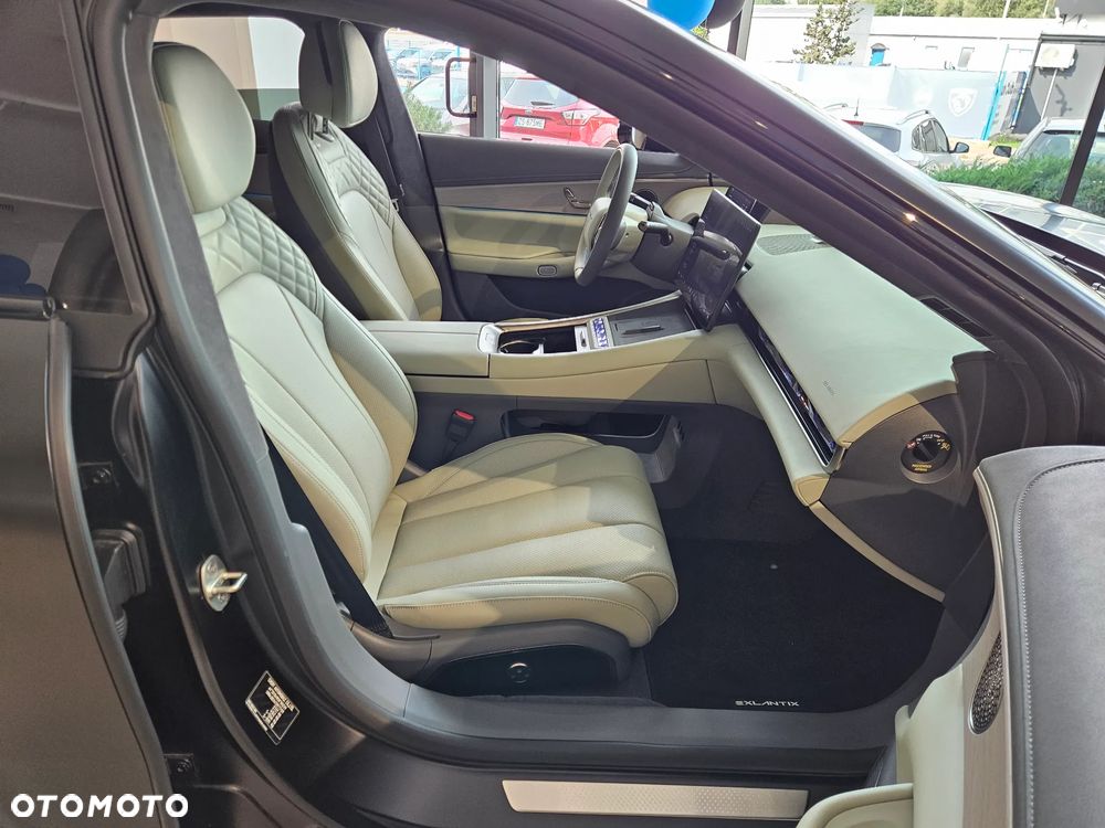 Exlantix ES 100kWh Premium AWD - 26