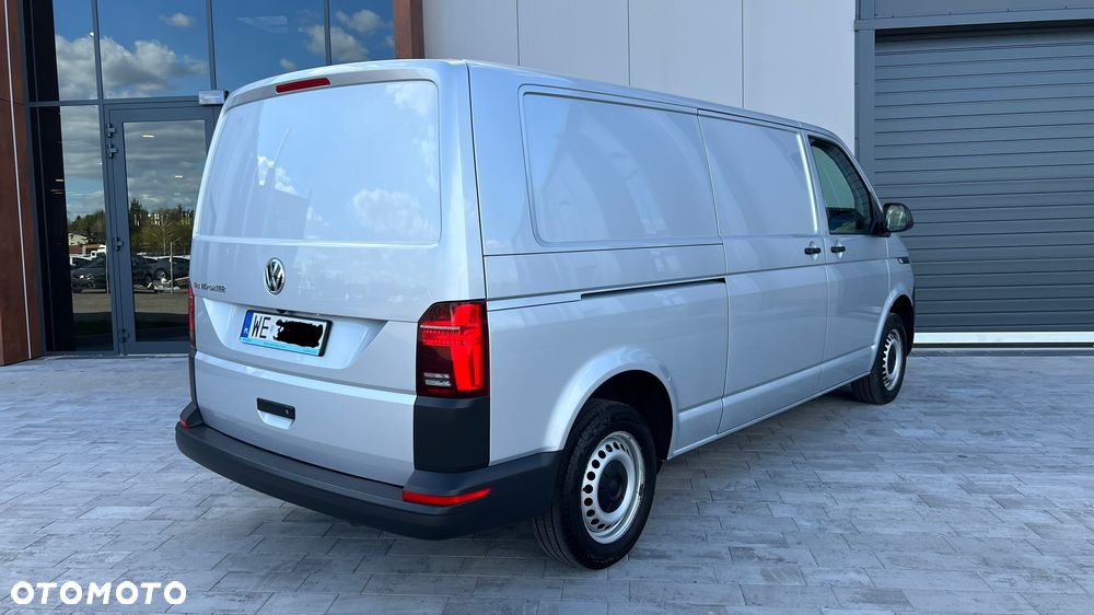 Volkswagen Transporter - 4