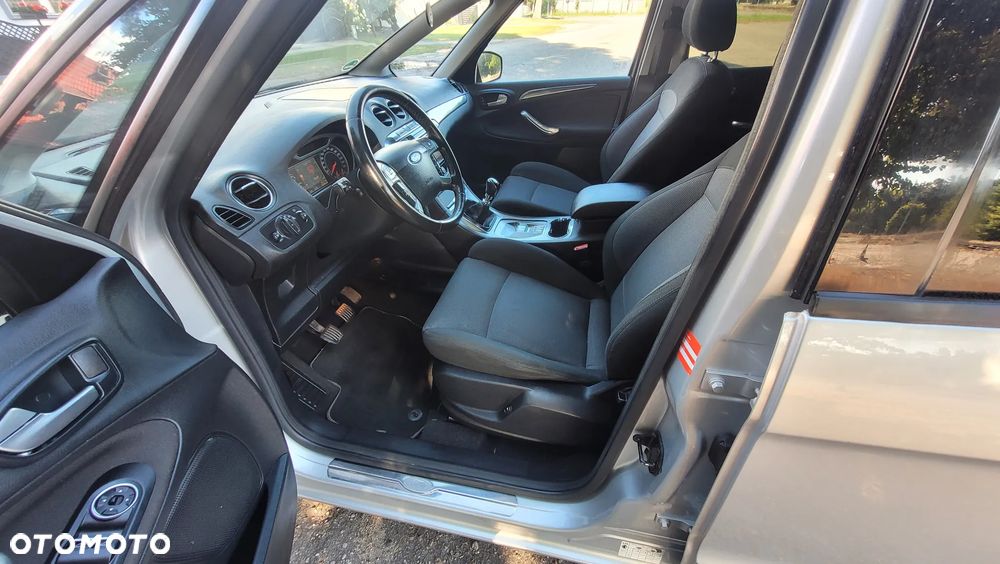Ford S-Max 2.0 TDCi DPF Business Edition - 19