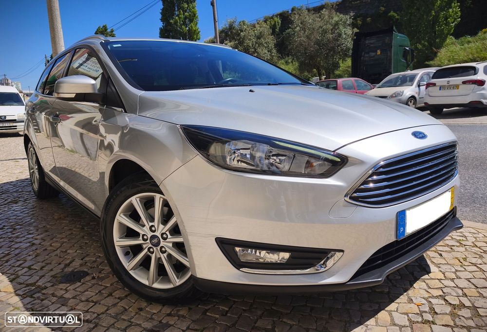 Ford Focus SW 1.0 EcoBoost Titanium - 10
