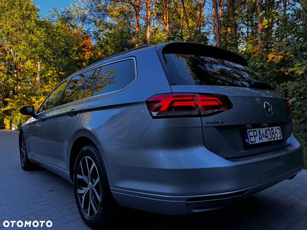 Volkswagen Passat 2.0 TDI BMT Highline - 27