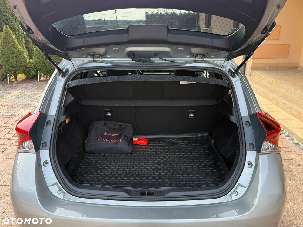 Toyota Auris 1.6 Valvematic Multidrive S Executive - 21