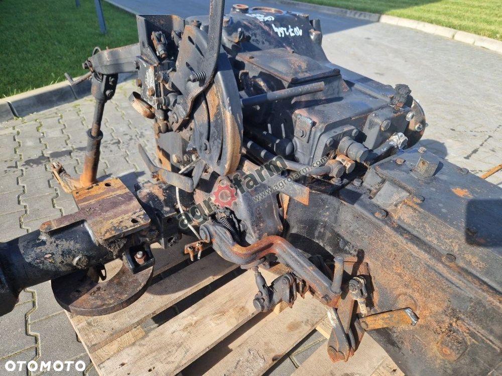 Skrzynia biegów, most tylny Case 833 3232742R1 - 1