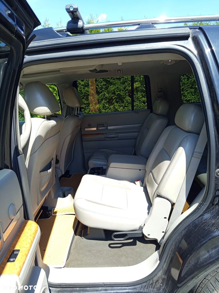 Chrysler Aspen 5.7 Limited AWD - 12