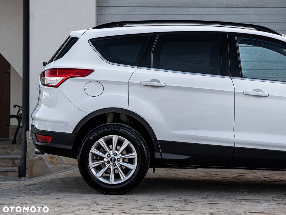 Ford Kuga 2.0 TDCi 2x4 Titanium - 7