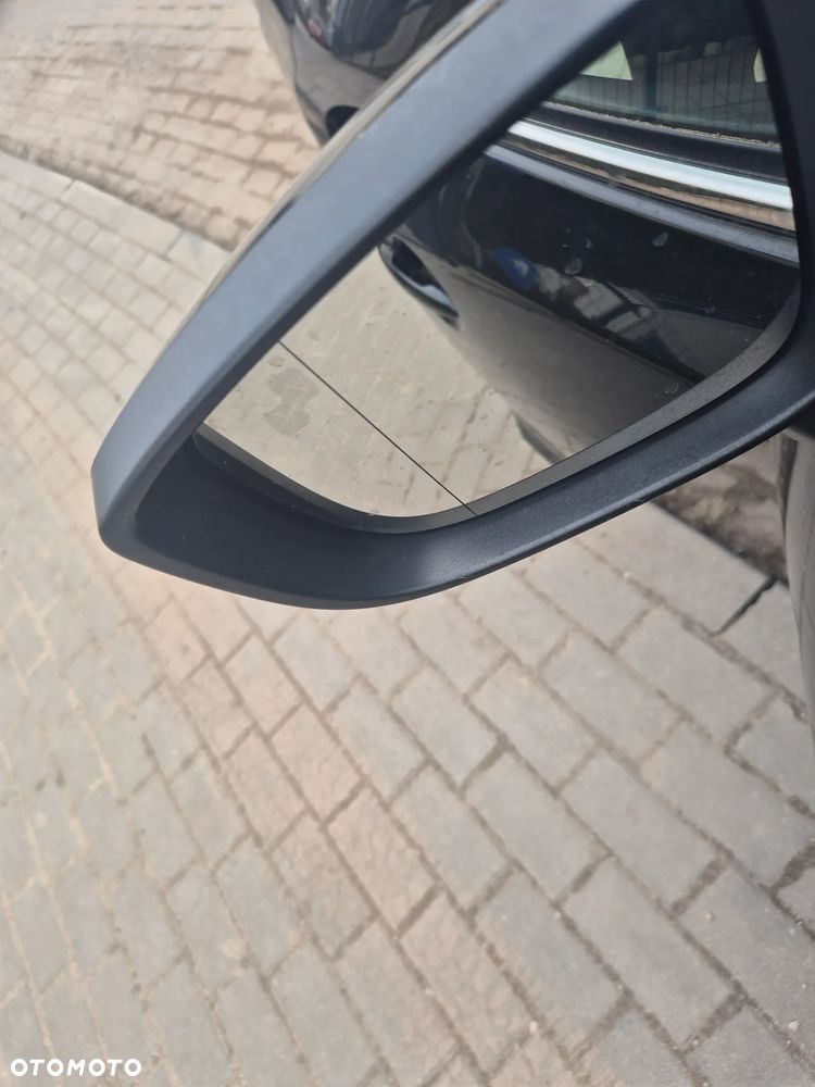 Mazda 3 2.0 Skyenergy EU6 - 14