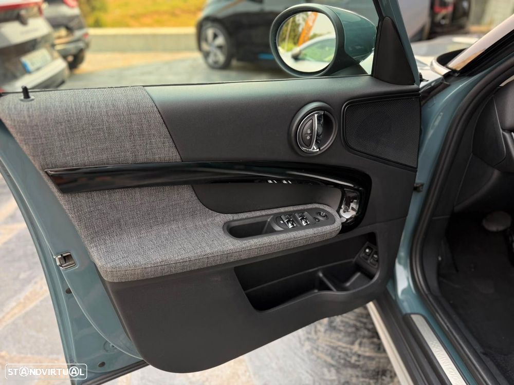 MINI Countryman - 16